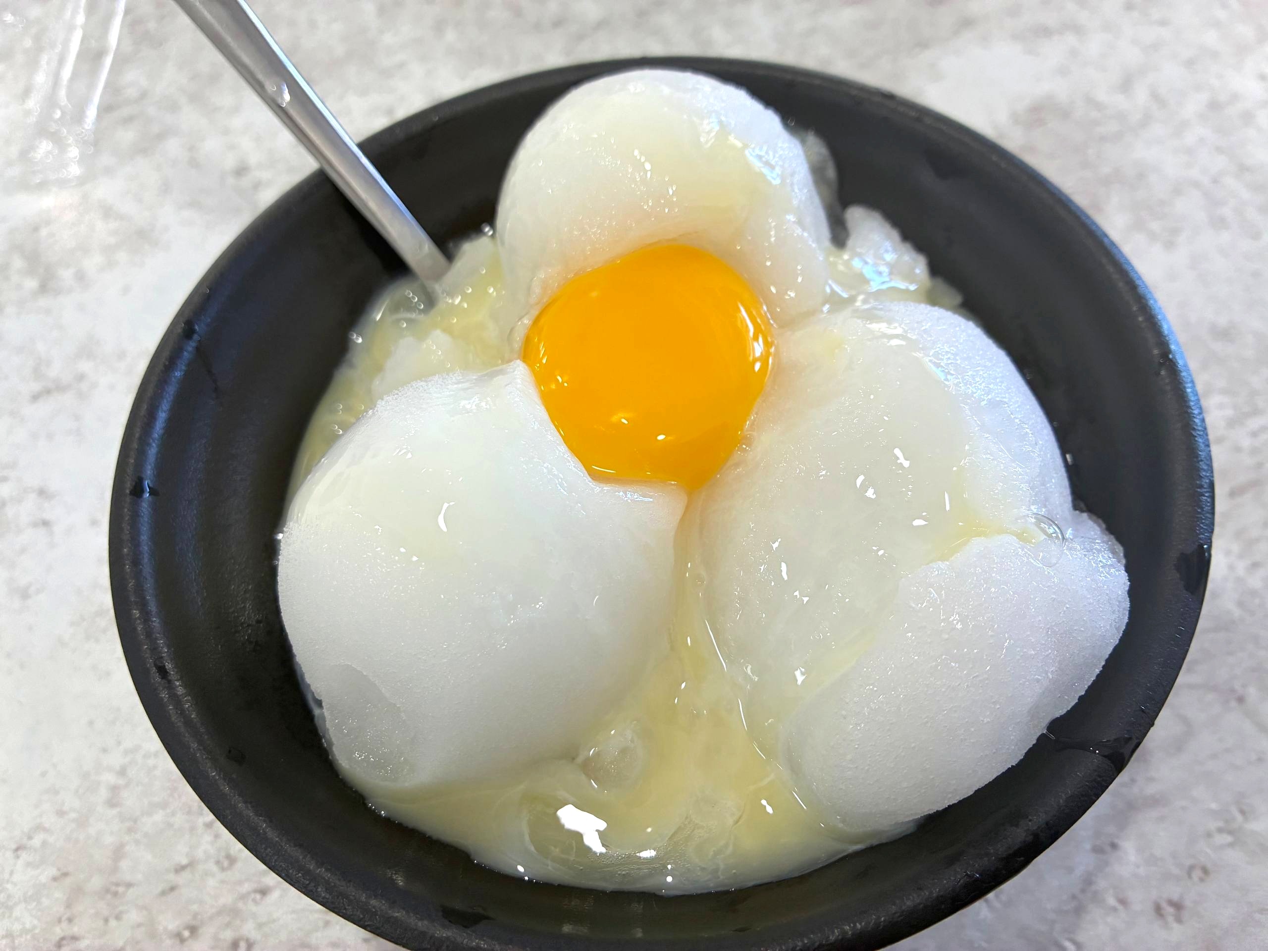 建華冰店的雞蛋牛奶冰