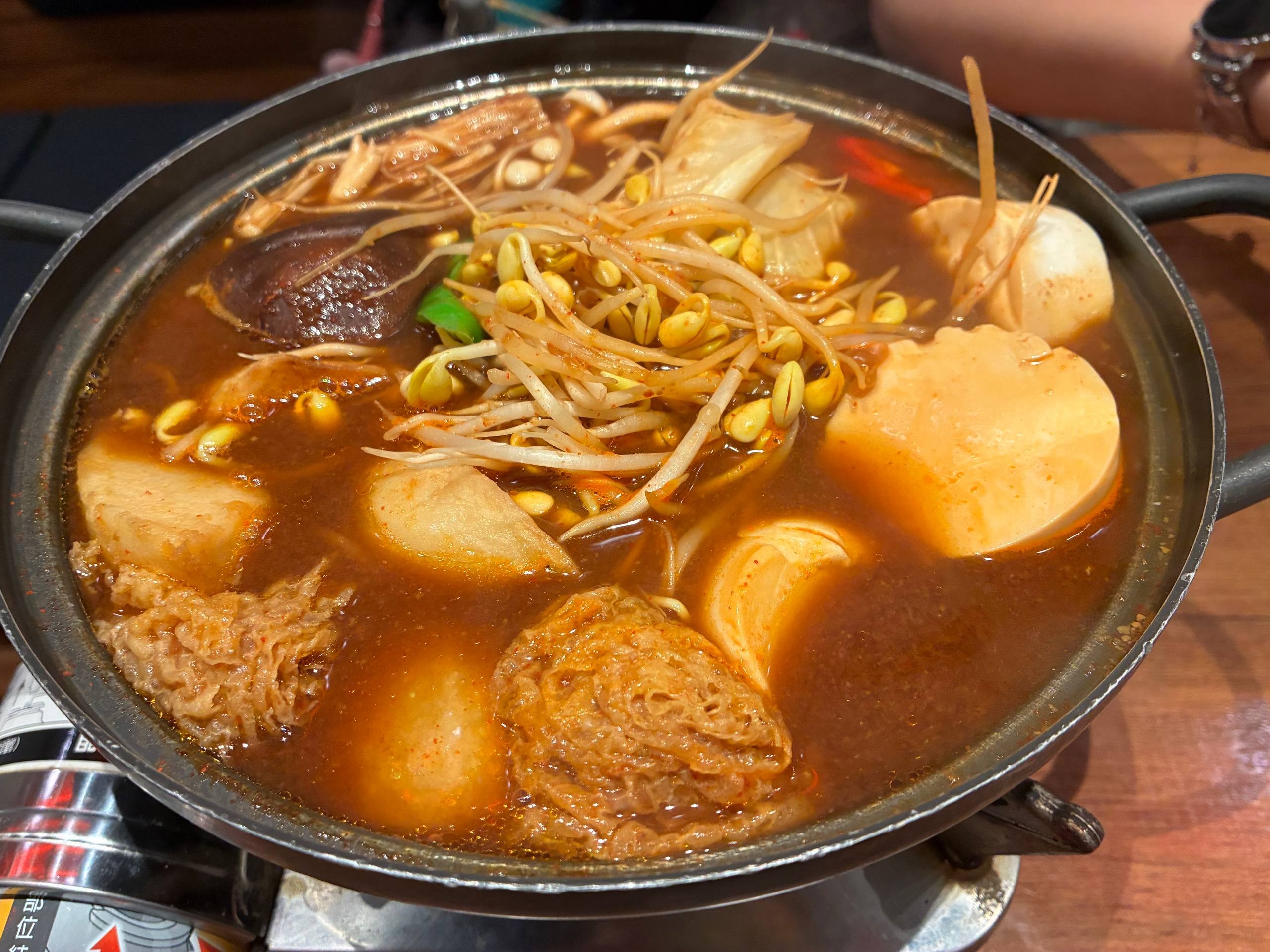 Yache 馬鈴薯排骨嫩豆腐鍋