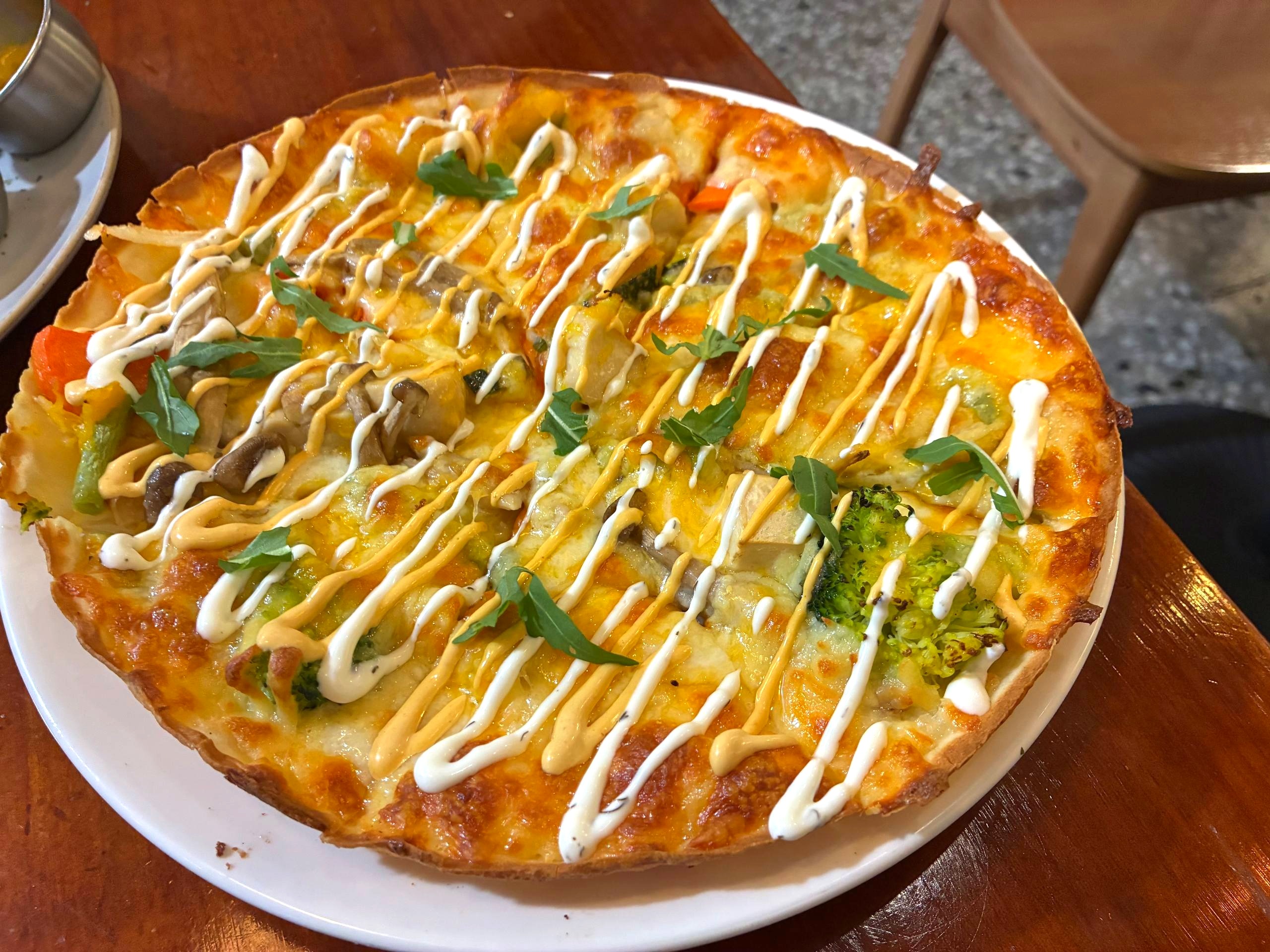 舒曼六號餐館彩蔬起司煎餅
